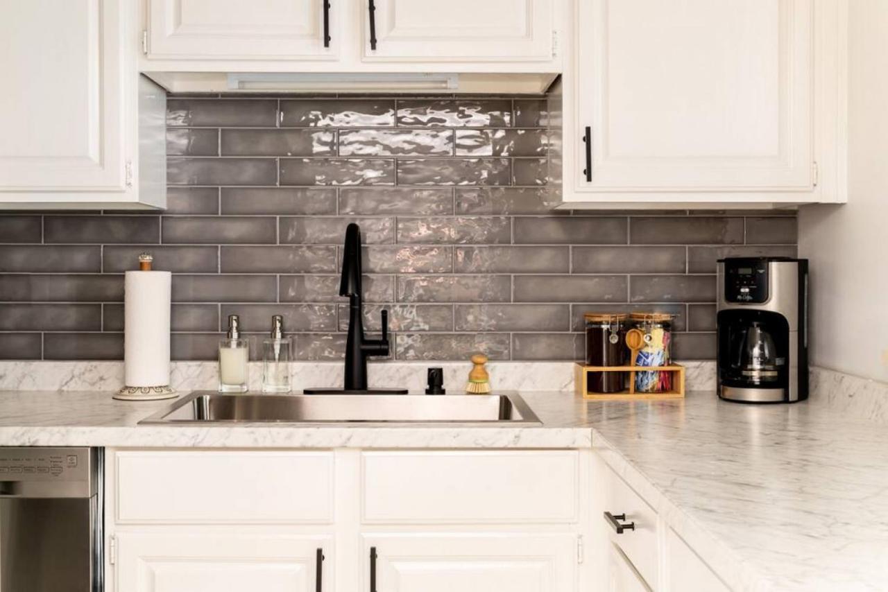 Stylish Downtown Nashville 3 Beds, 1 Bedroom With Private Patio, Parking מראה חיצוני תמונה
